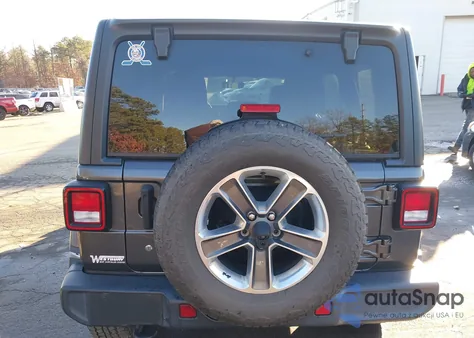 2019 Jeep Wrangler Unlimited Sahara 4X4 z USA, uszkodzony, nr VIN 1C4HJXEG6KW577369